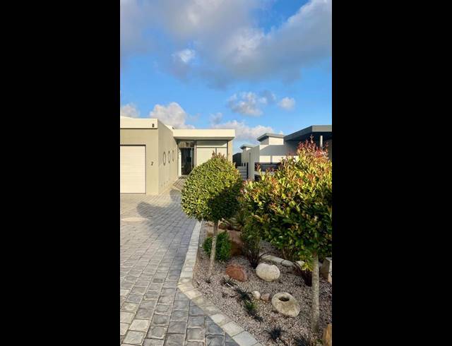 4 BEDROOM HOUSE FOR SALE IN PINNACLE POINT GOLF ESTATE